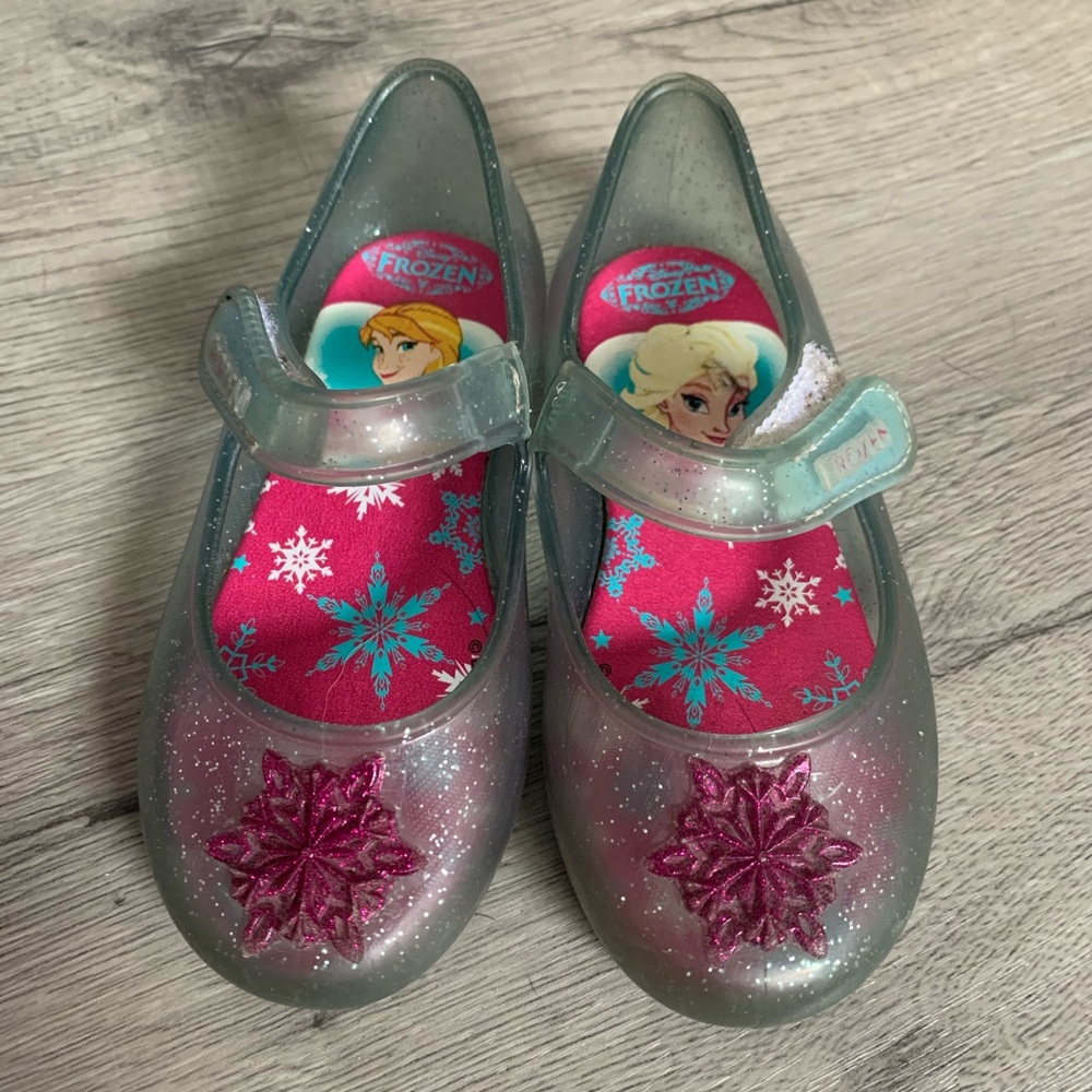 Girls Frozen sandals, size 8